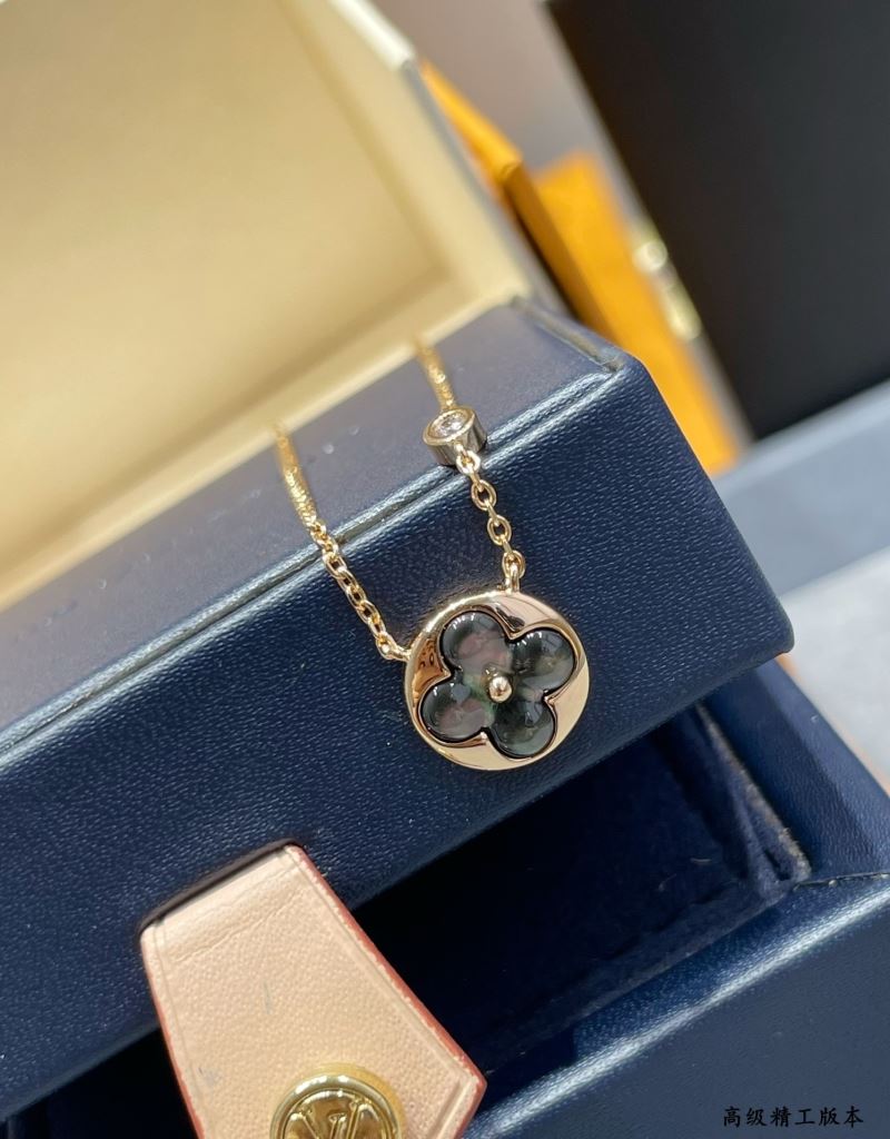 Louis Vuitton Necklaces